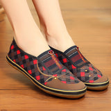 2026 Spring New Style Flat Comfortable Slip-On Shoes for Middle-Aged and Elderly Women, Non-Slip Soft-Soled Comfortable Women's Shoes