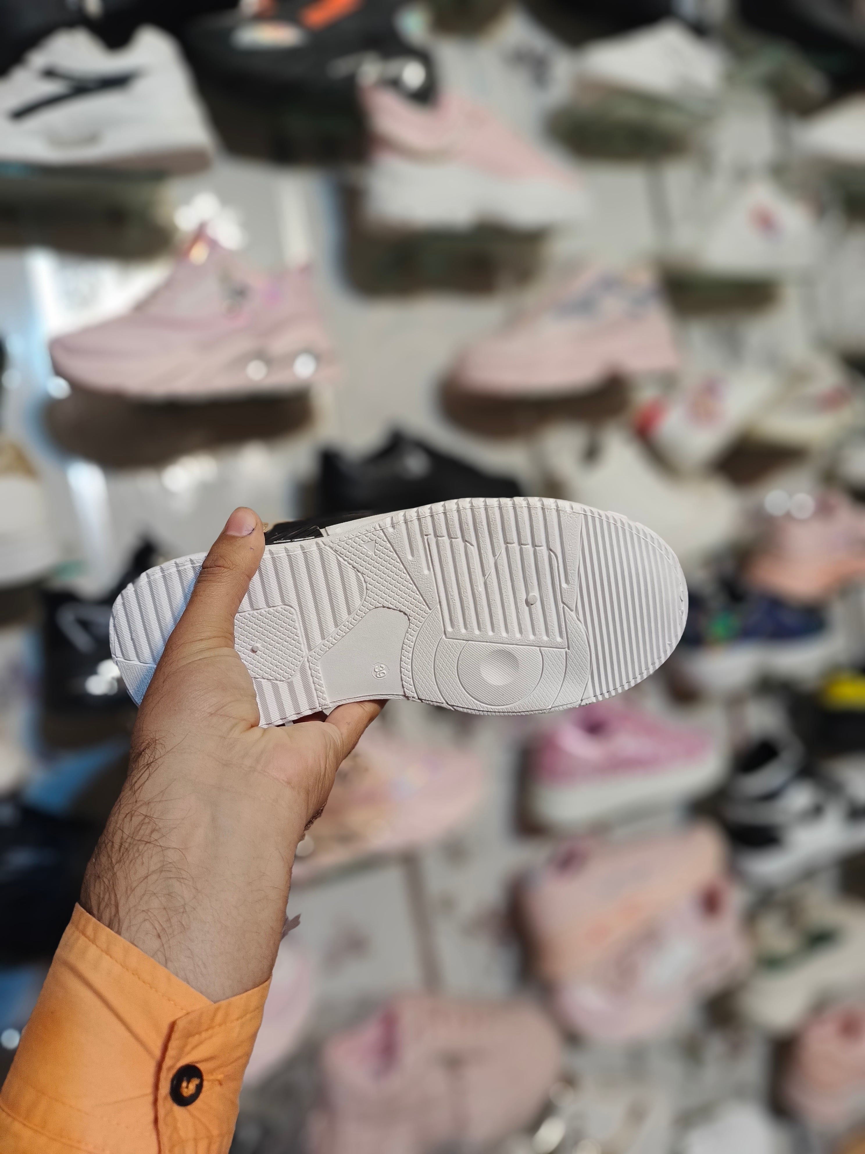 Xmma fashion sneaker for girl/women