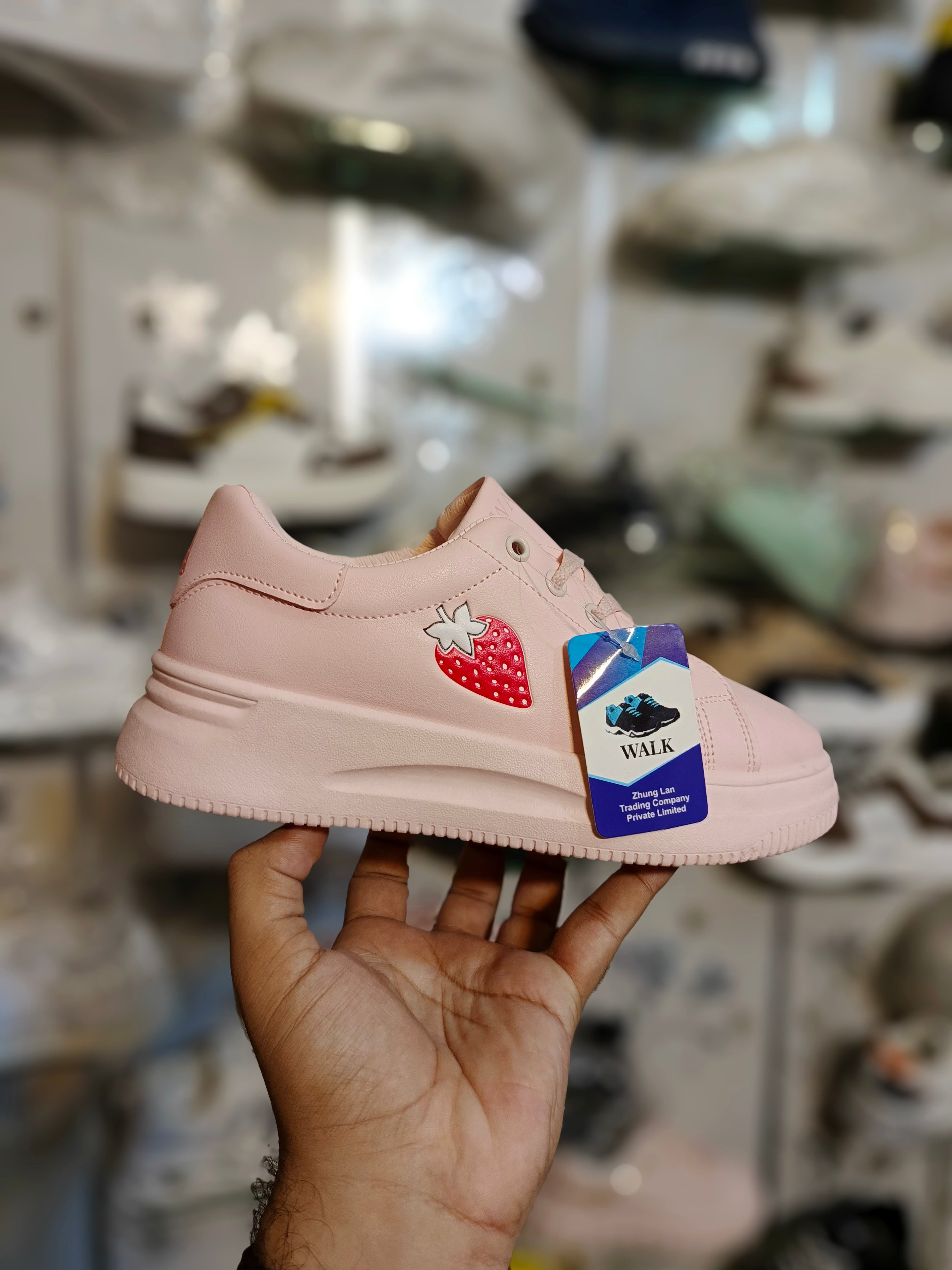 New Women Casual Walking Shoes Summer Flat Lace Up Leather High Quality Sneakers Fashion Flat-Bottomed Female Gump Sneakers