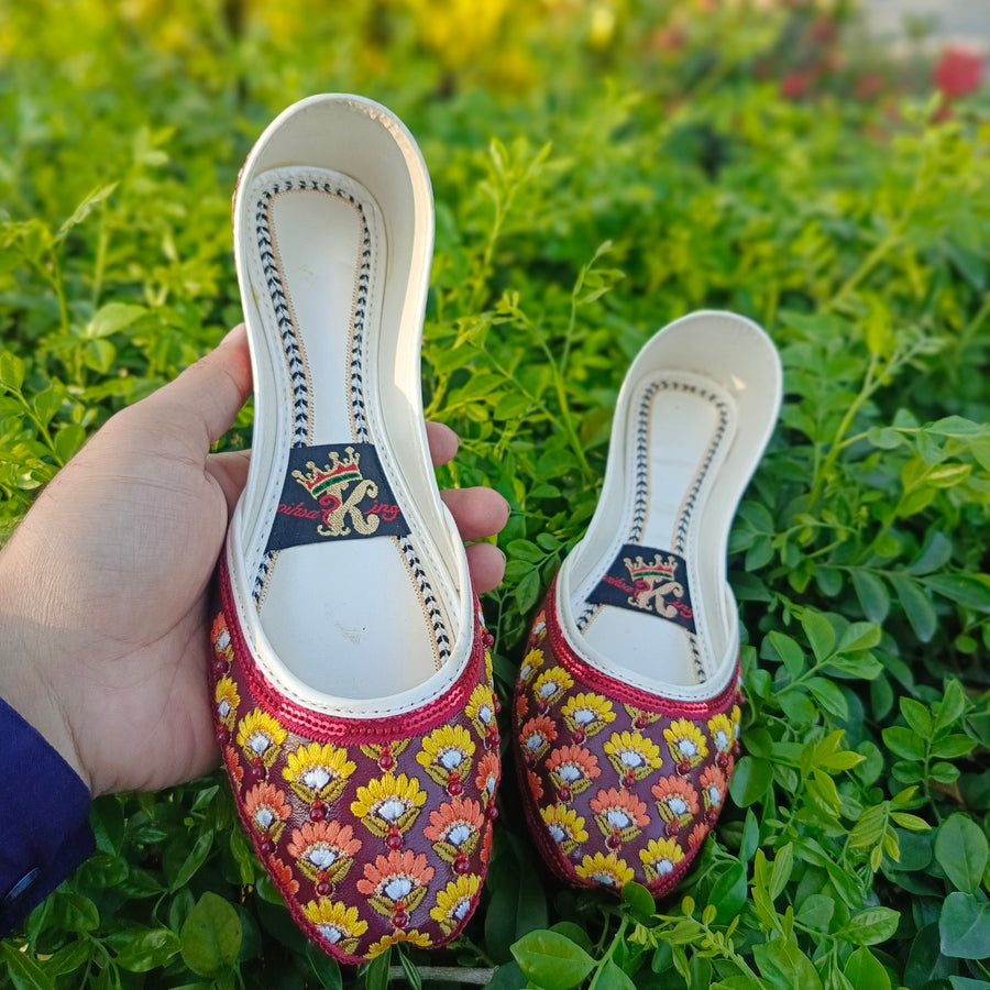 Luxury for Your Feet – Ultra-Soft & Durable Khussas