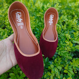 "Luxury Plain Velvet Khussa – Elegant, Soft & Comfortable"🔥