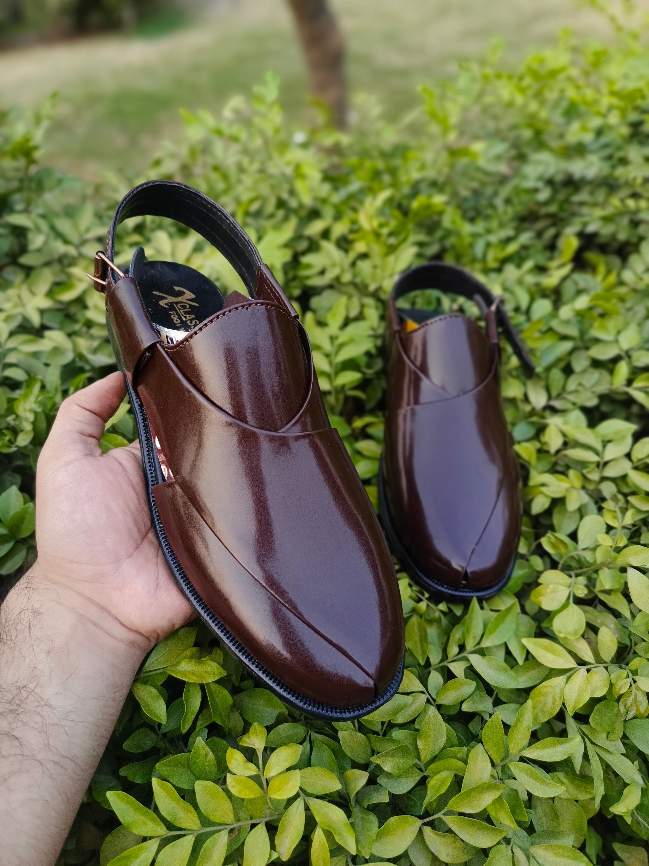 Classic Brown Glossy Peshawari Chappal – Premium Synthetic Finish