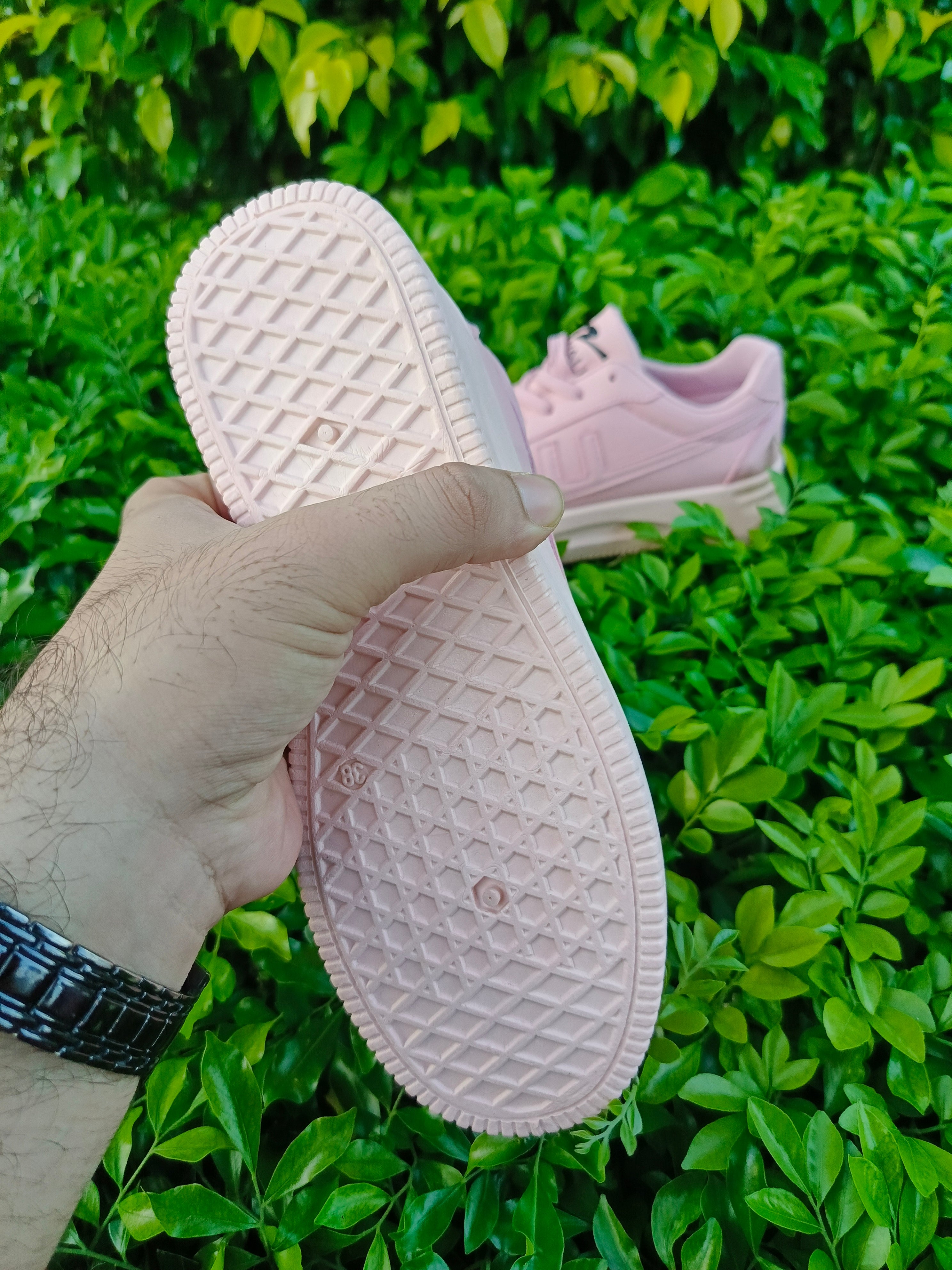 ✨ Fresh Drop – Daily wear Classic Sneakers  ✨