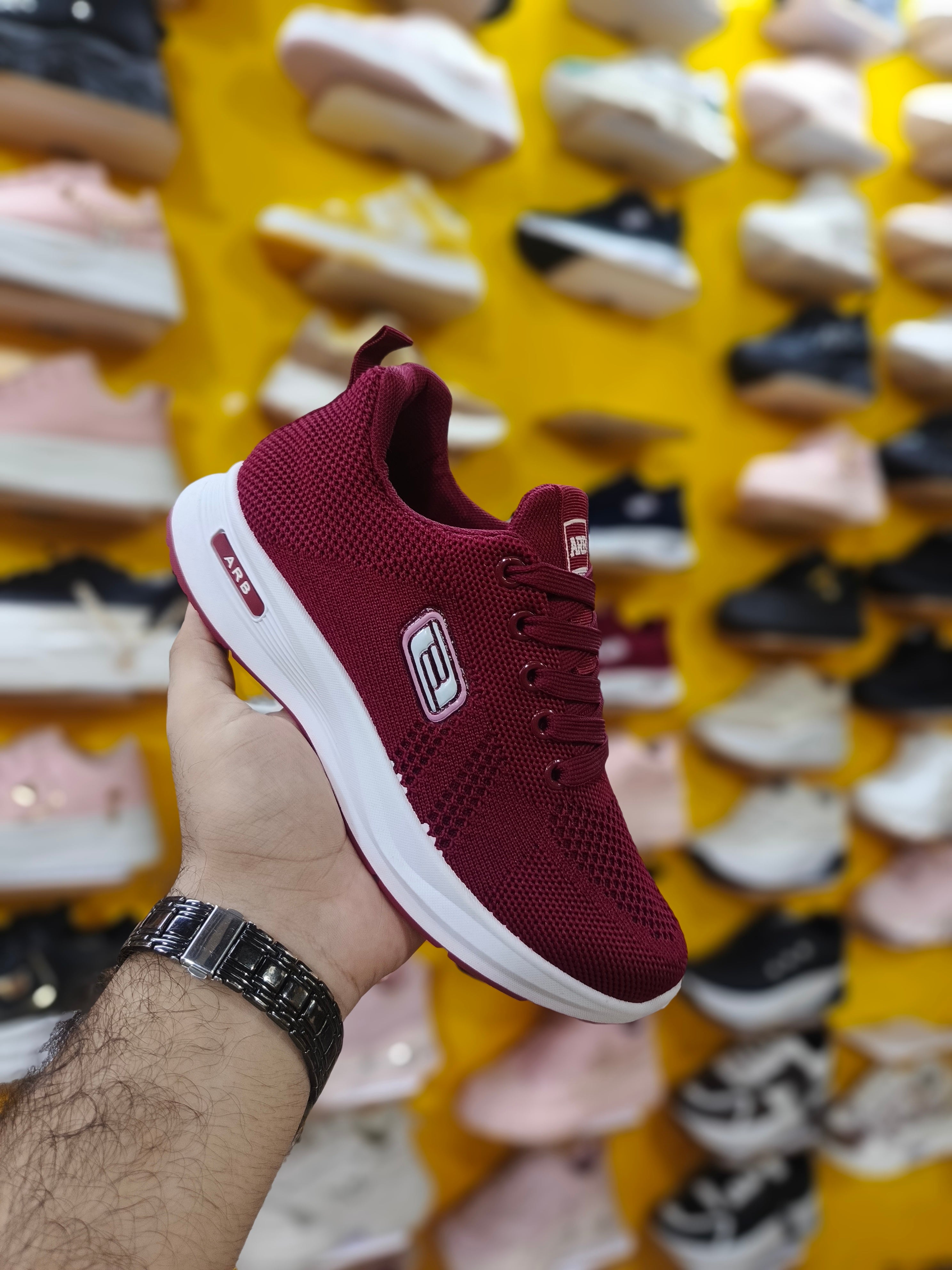 Trendy Mesh Women’s Sneaker – Lightweight & Stylish