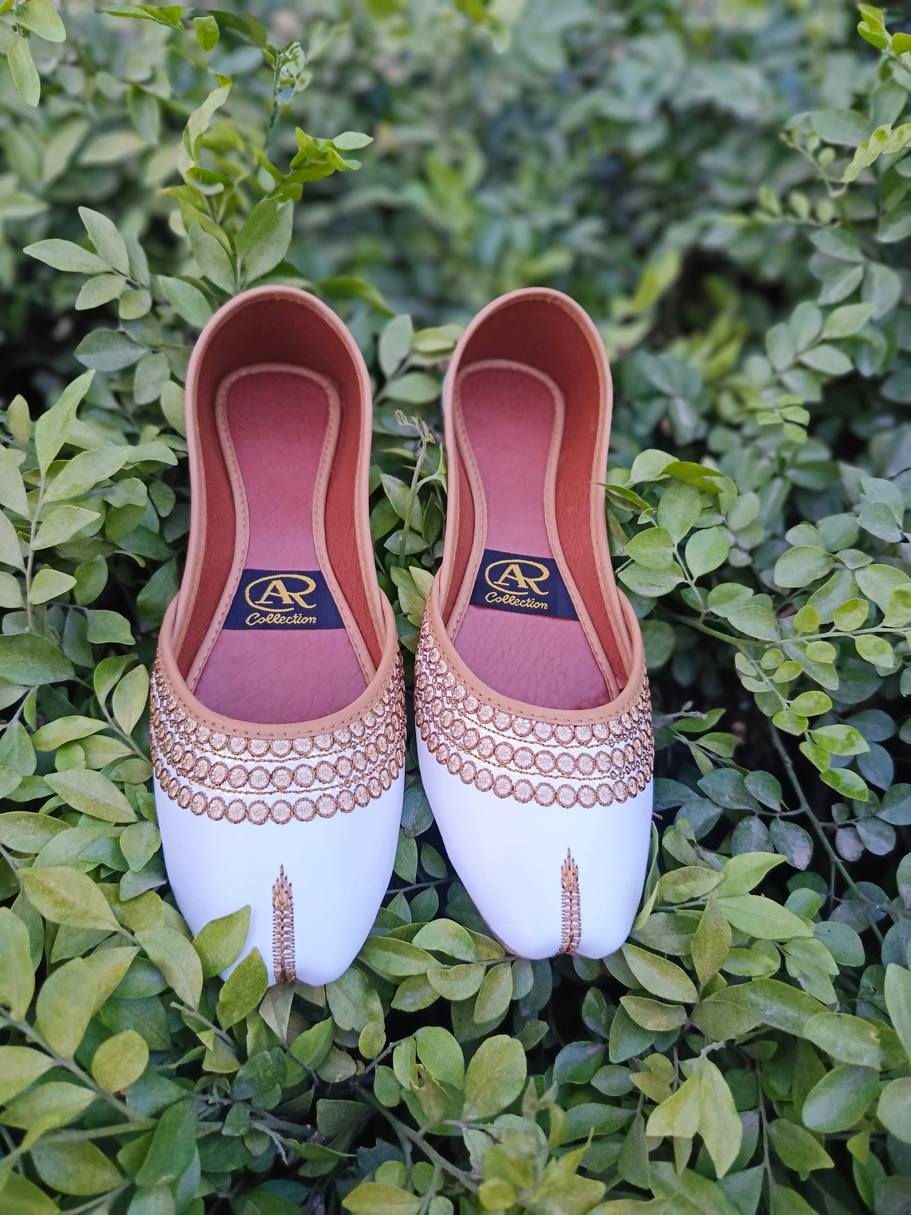 "TillaTaar – Where Threads Tell Royal Stories"