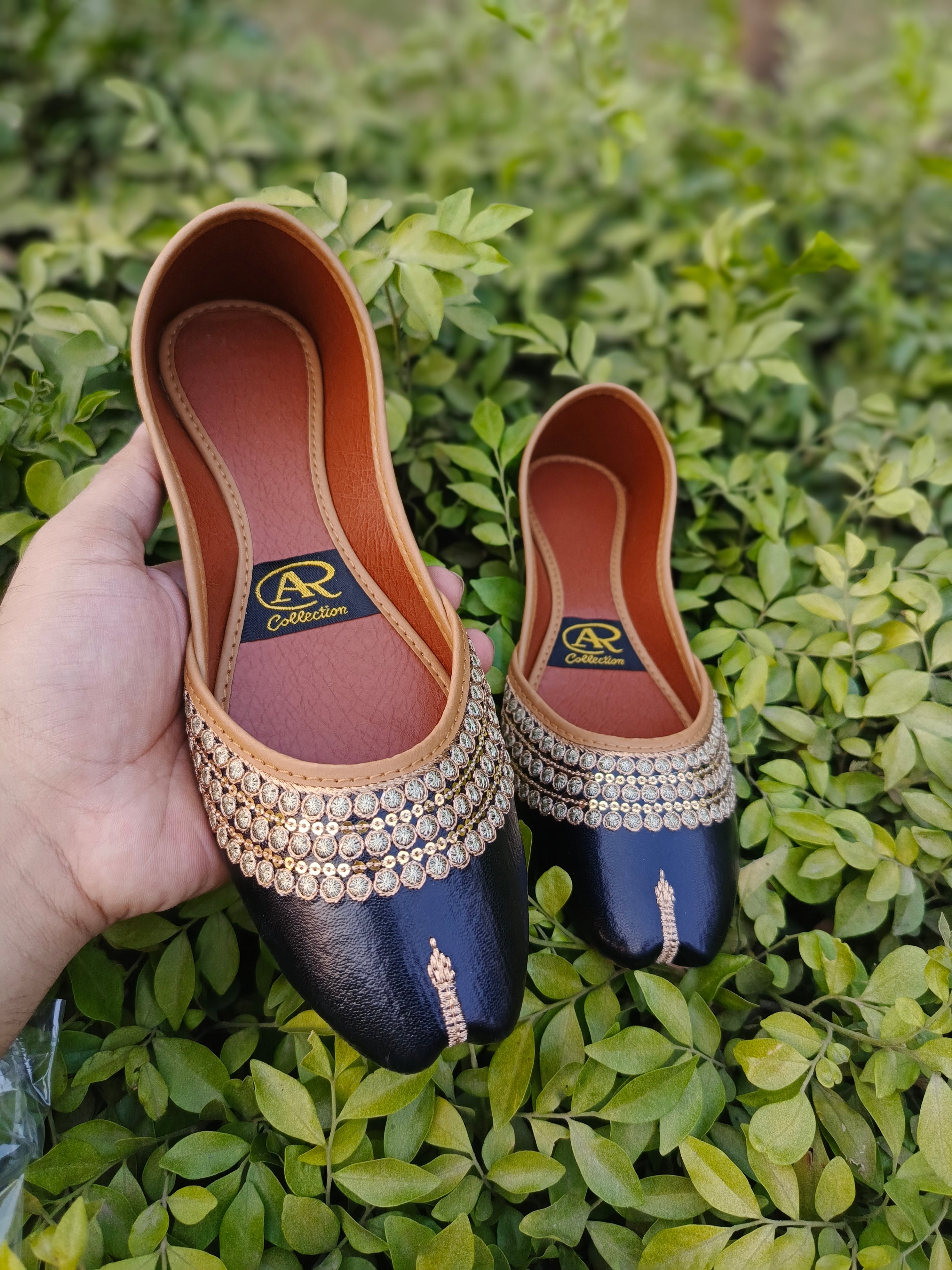 "Pehnaav – The Art of Walking in Tradition"
