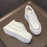 Thick-Soled White Sneakers for Women, 2024 Spring, Height-Increasing, Versatile Leather Shoes, Platform Sneakers for Petite Women, Wear-Resistant