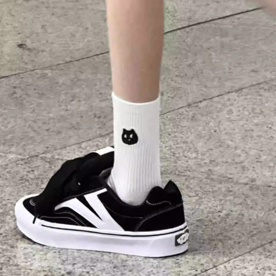 2025 Spring and Autumn New Ins High-value Bread Shoes Women's Increased Skate Shoes School Style All-match Niche Casual Shoes