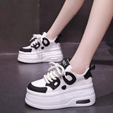 Black and White Panda Shoes for Women 2025 Autum New Style Small 8cm Platform Thick Sole Heightening White Shoes for Sports and Leisure