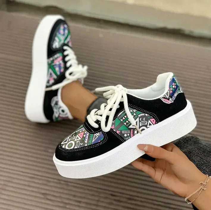 Fashion Low-Top Sneakers for All Seasons with Unique Pattern - Comfortable Slip-On Casual Sport Shoes with Plain Toe, Fabric Upper, TPR Sole, and Polyurethane Insole - Hand Washable 🔥