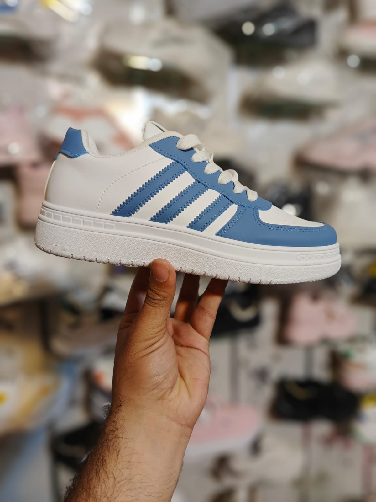 Casual-stylish new arrival-best daily used sneaker for girl/women-by rajafootwear.pk