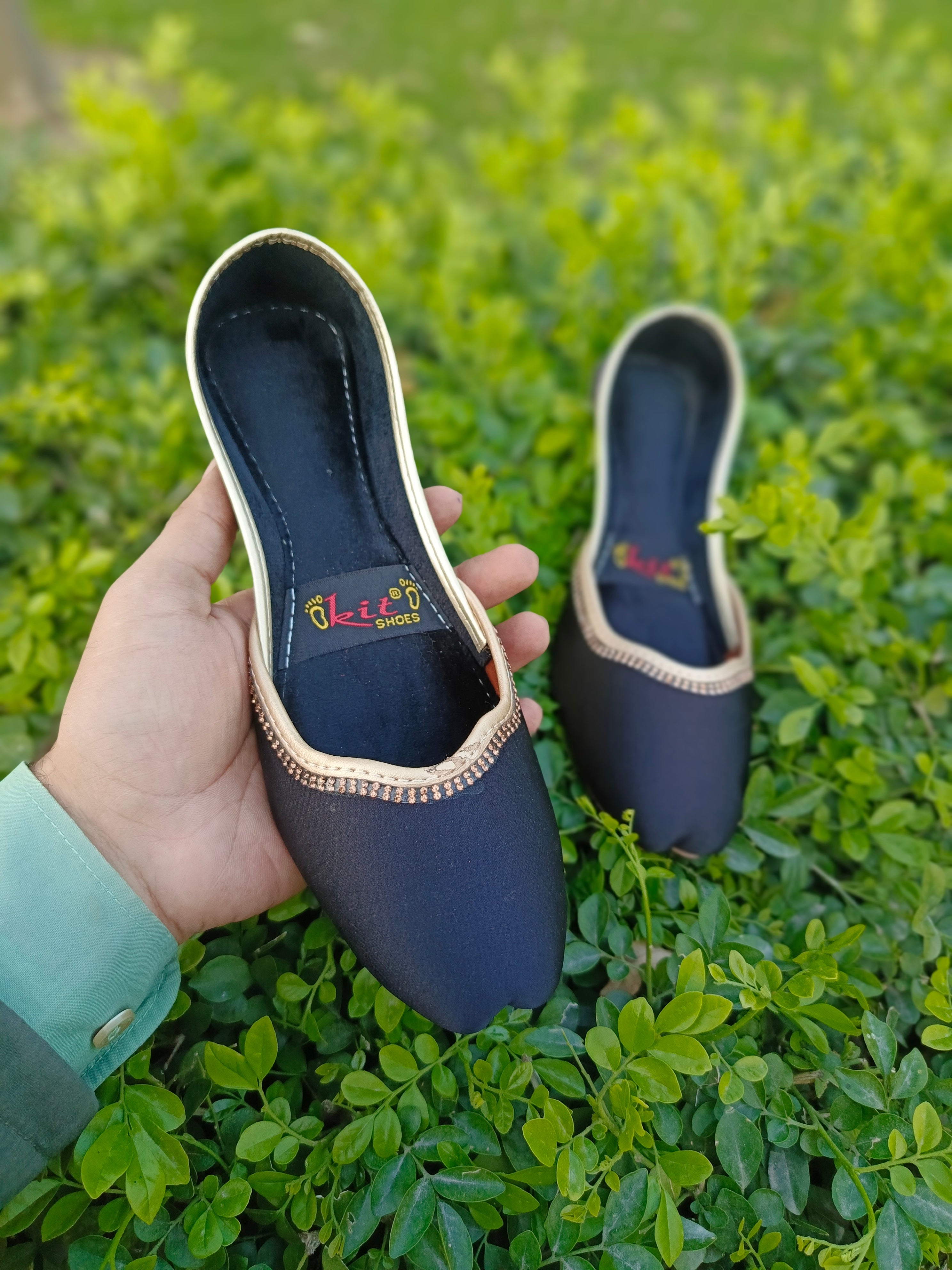 Latest Khussa – Elegant, Stylish & Comfortable!