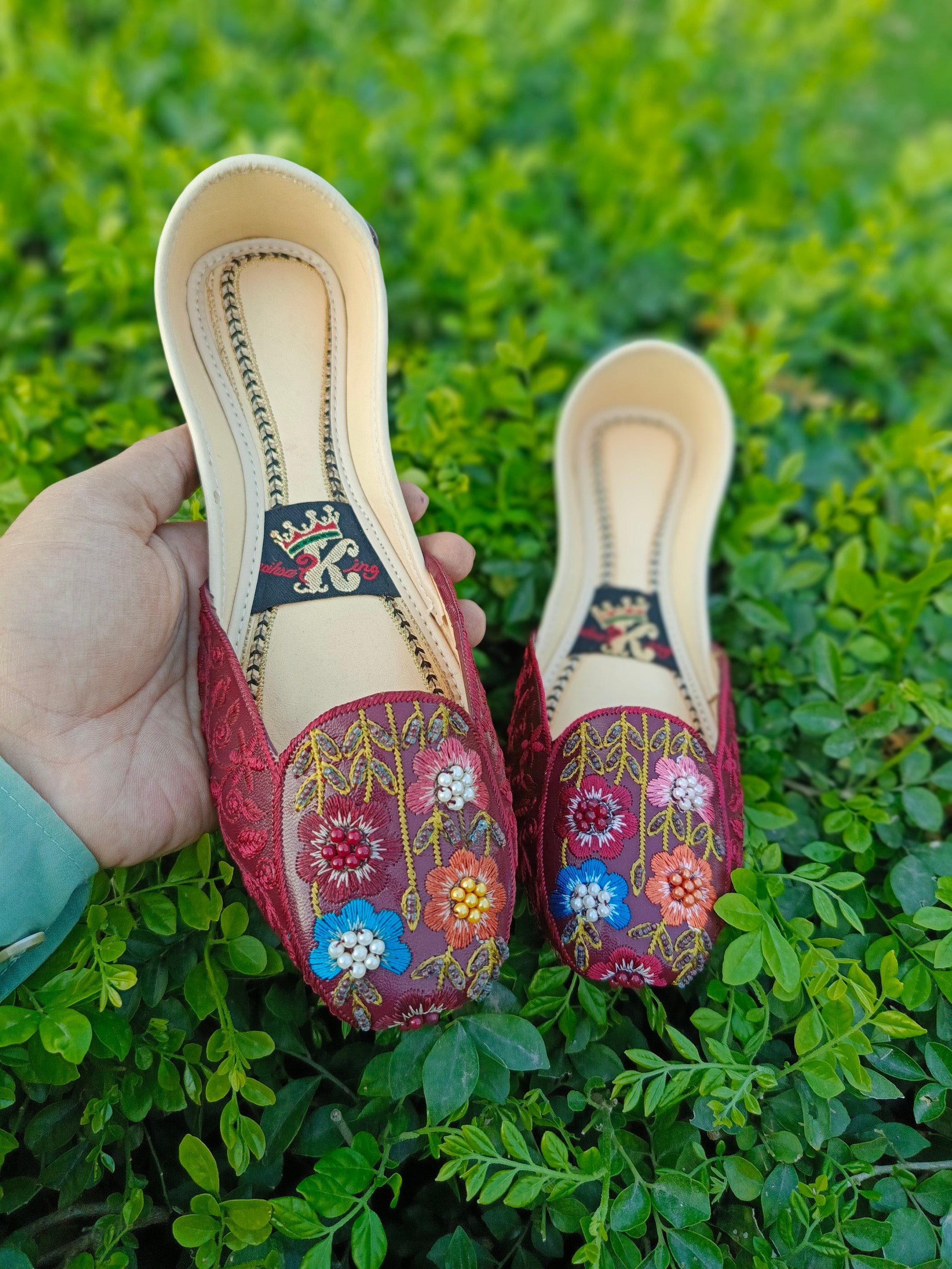 Trendy Khussa – A Chic Twist to Tradition🔥